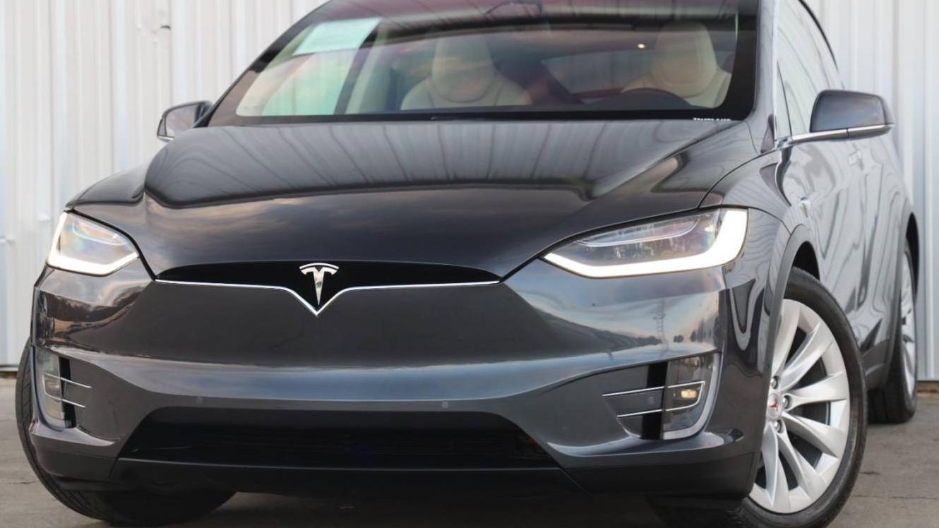 TESLA MODEL X 2018 5YJXCBE25JF121573 image